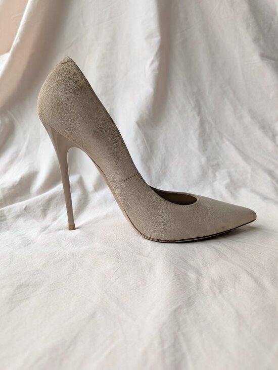 Jimmy Choo Shoes - JIMMY CHOO Anouk Suede Pointed-Toe Pump | Size EU 37.5/US 7.5